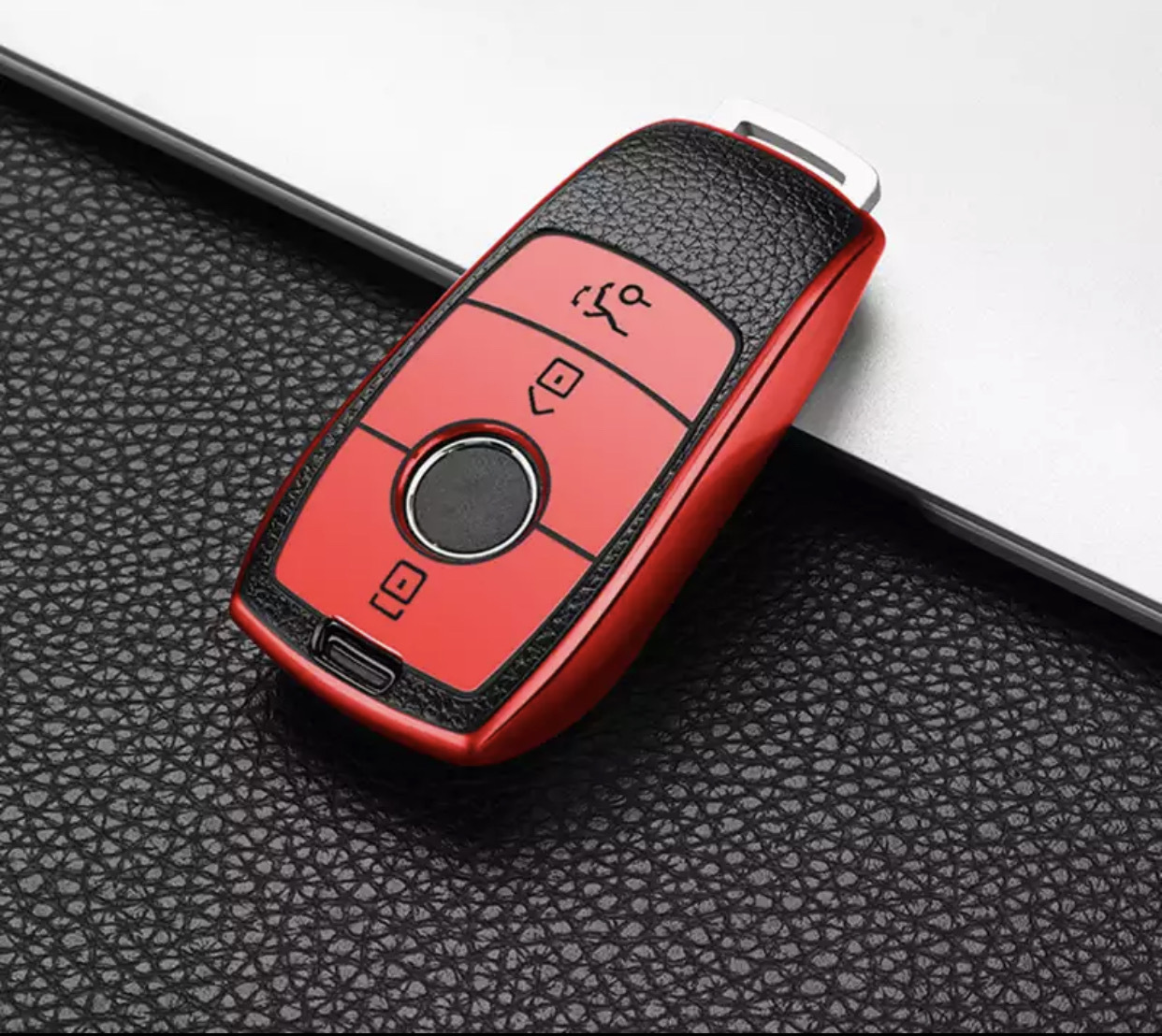 Чехол на выкидной ключ TPU Mercedes new red