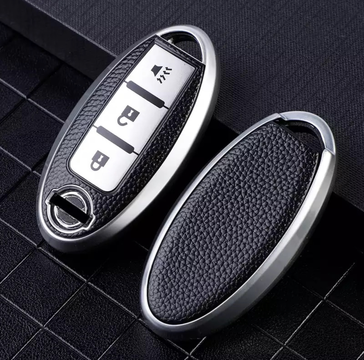 Чехол на не выкидной ключ TPU Nissan 3 кнопки silver